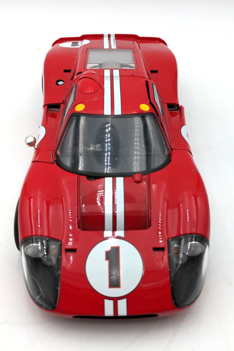 Shelby Collectibles 1:18 Scale Diecast Ford GT MK IV #1 Red Le Mans 24H EX