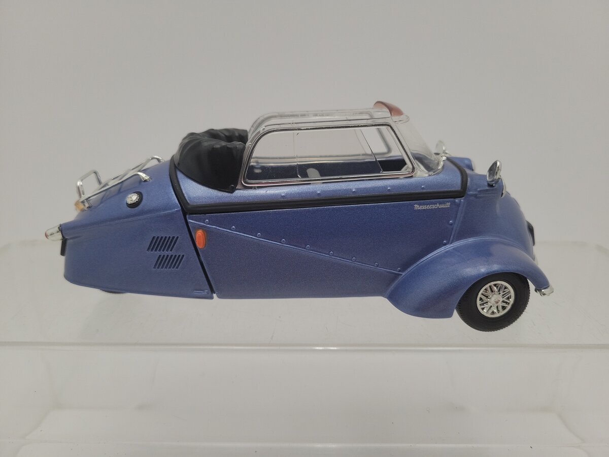 Revell KR 200 1:18 Scale Messerschmitt Metalic Blue Bubble Car Cabriolet Diecast EX