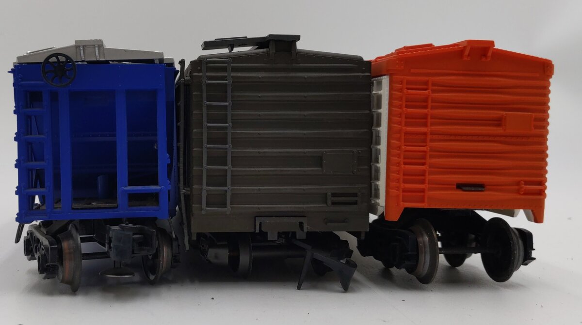 Lionel and Other O Gauge Assorted Freight Cars #9260, #56004, #9860 [3] VG