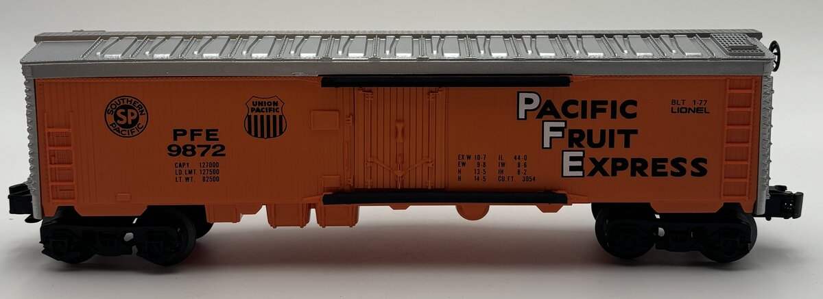 Lionel 6-9872 O Gauge Pacific Fruit Express Billboard Reefer Car EX/Box