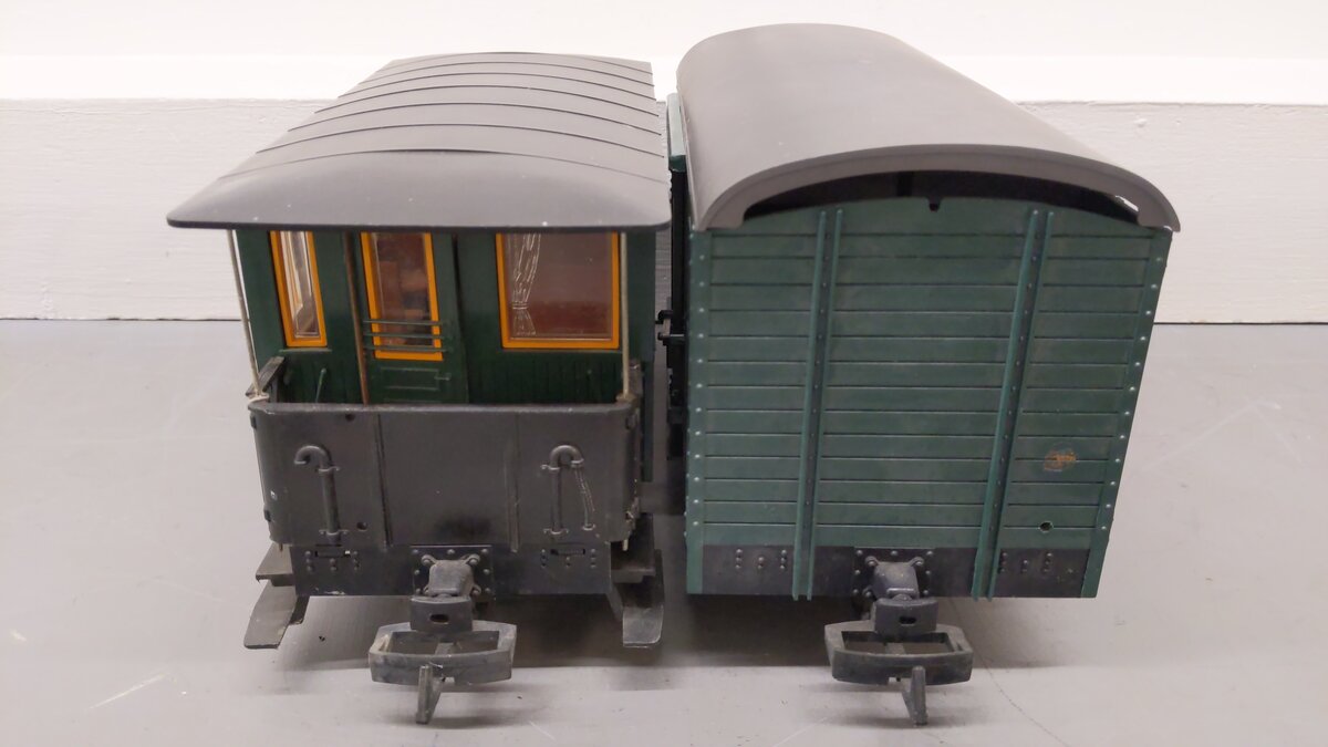 LGB G Scale Box Car & Coach Car [2] VG