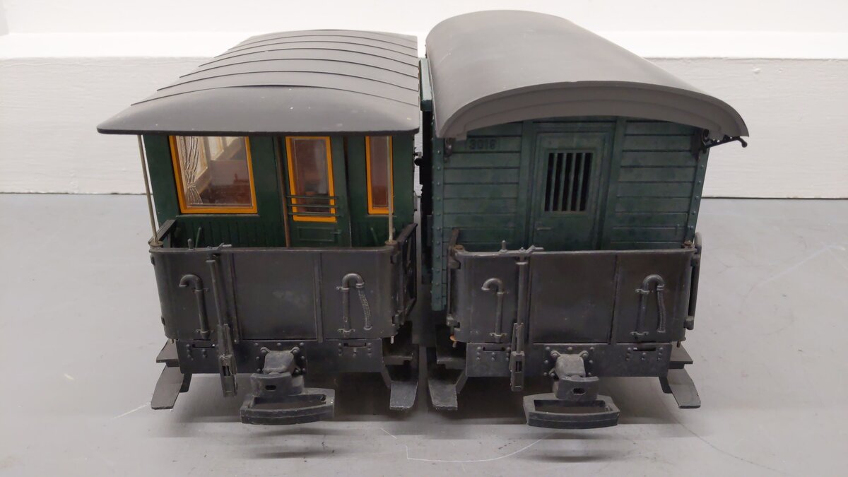 LGB G Scale Box Car & Coach Car [2] VG