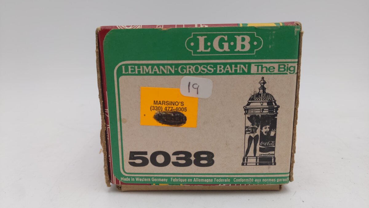 LGB 5038 G Scale Advertising Kiosk EX/Box