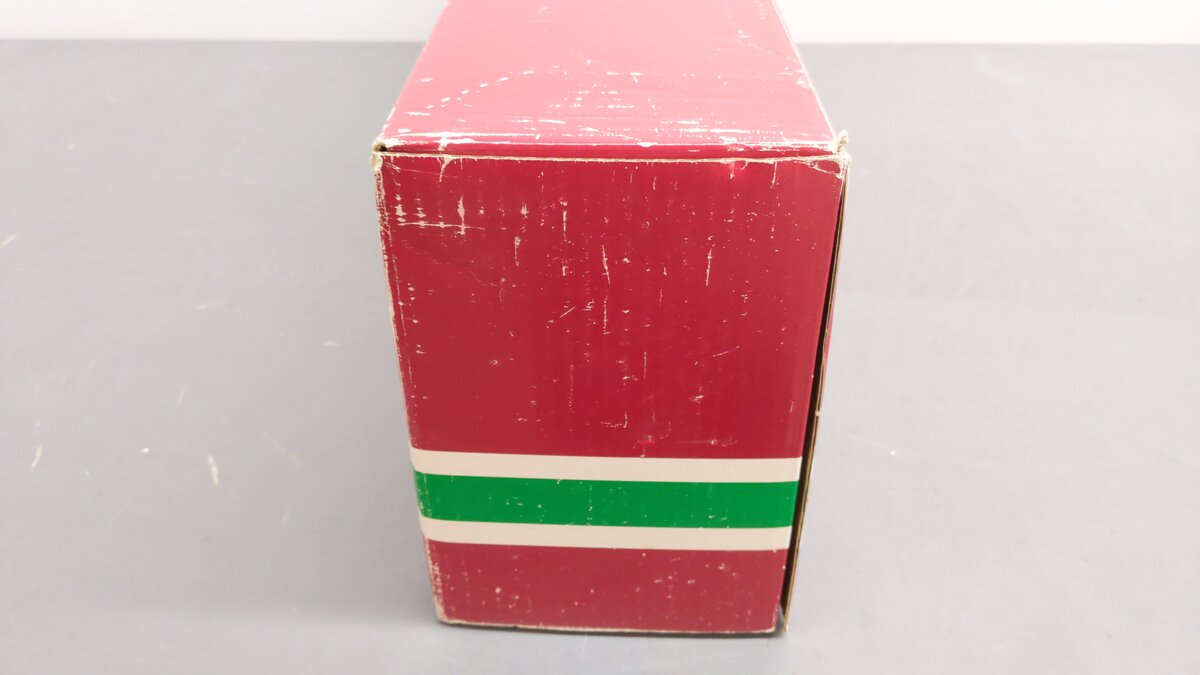 LGB 36570 ATSF Streamline Passenger Car - Metal Wheels #3138 EX/Box