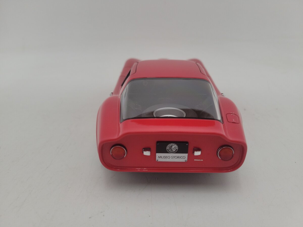 AutoArt 1965 1:18 Scale Red Alpha Romero Giulia TZ Diecast Car EX