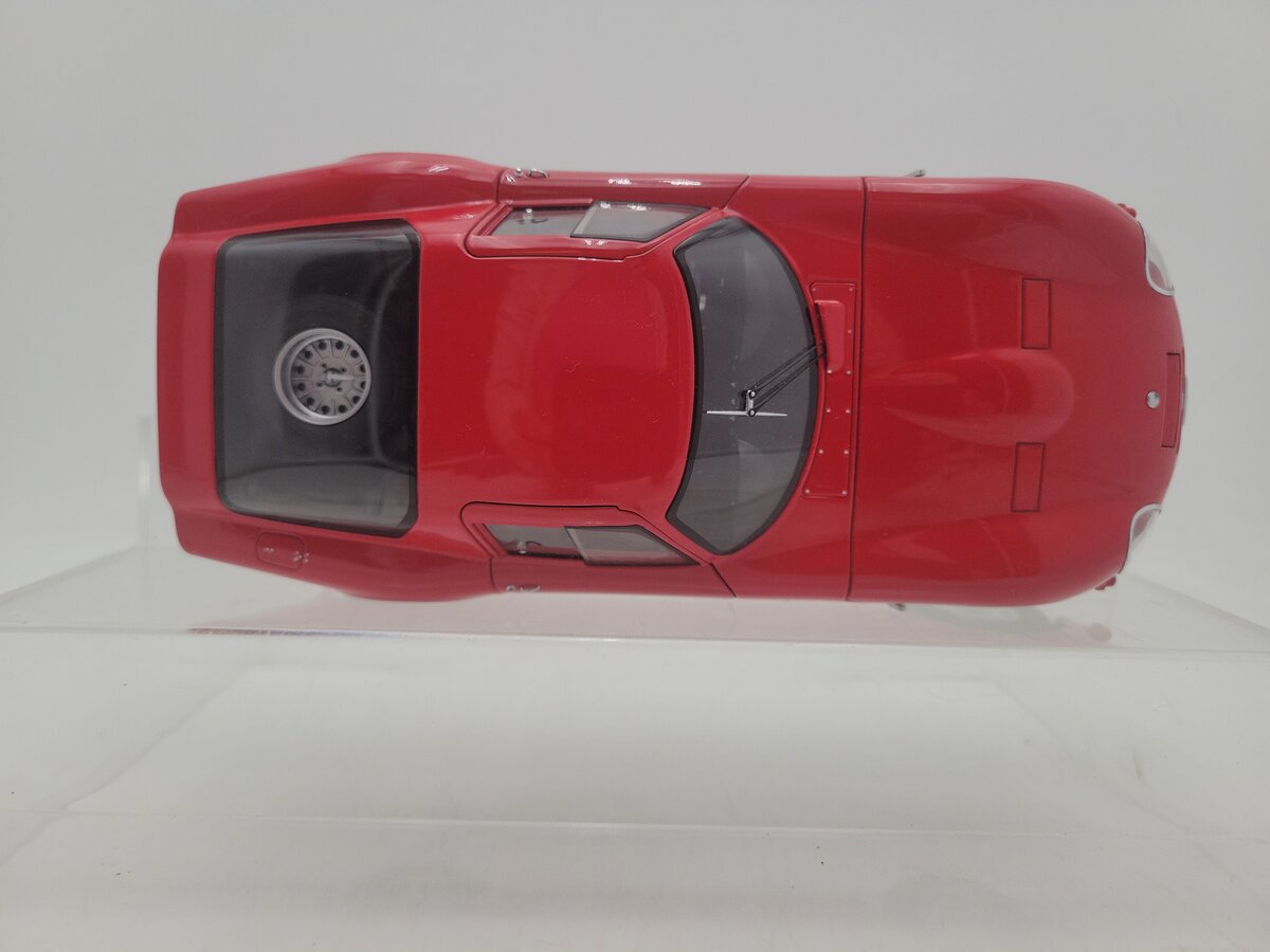 AutoArt 1965 1:18 Scale Red Alpha Romero Giulia TZ Diecast Car EX