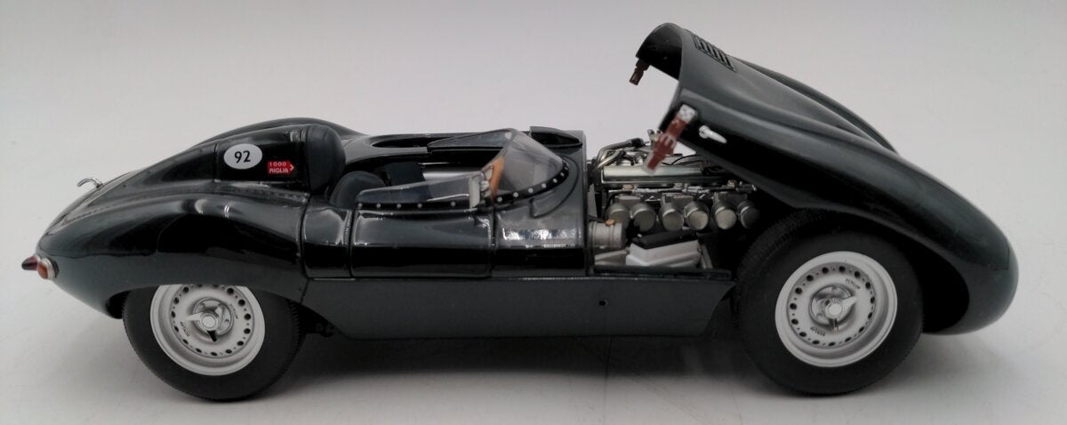 Auto Art 1:18 Scale Jaguar D-Type Short Nose Car EX