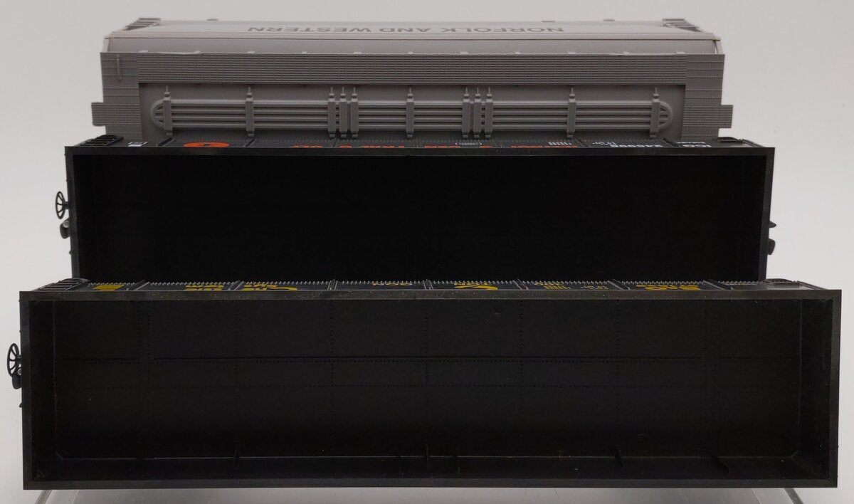 Lionel O Gauge Assorted Freight Cars: 6-17109, 6-17403, 6-17404 [3] EX/Box
