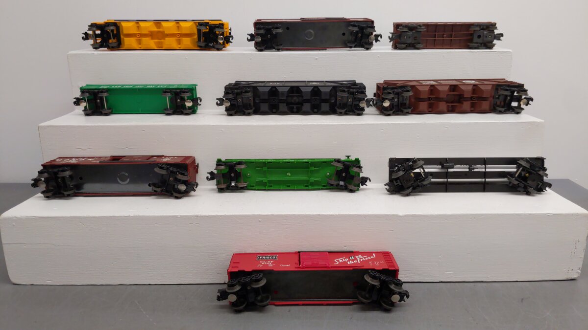 Lionel & Others O Gauge Freight Cars [10] VG