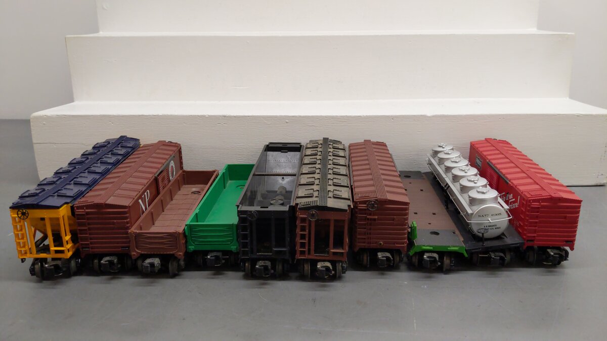 Lionel & Others O Gauge Freight Cars [10] VG