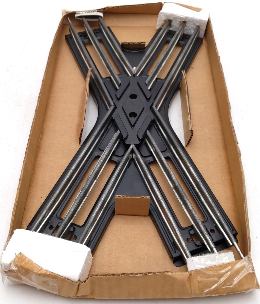 Lionel 6-5545 O Gauge 45° Crossover EX/Box