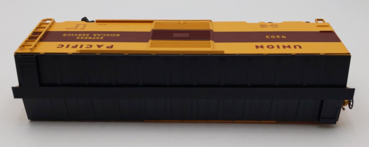 Weaver 6-9203 O Union Pacific Express Boxcar #9203 EX/Box