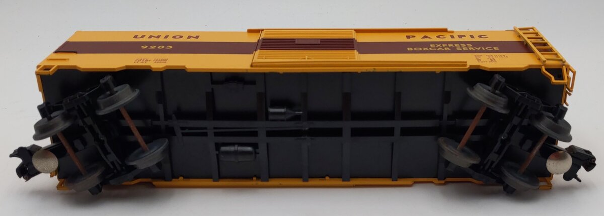 Weaver 6-9203 O Union Pacific Express Boxcar #9203 EX/Box