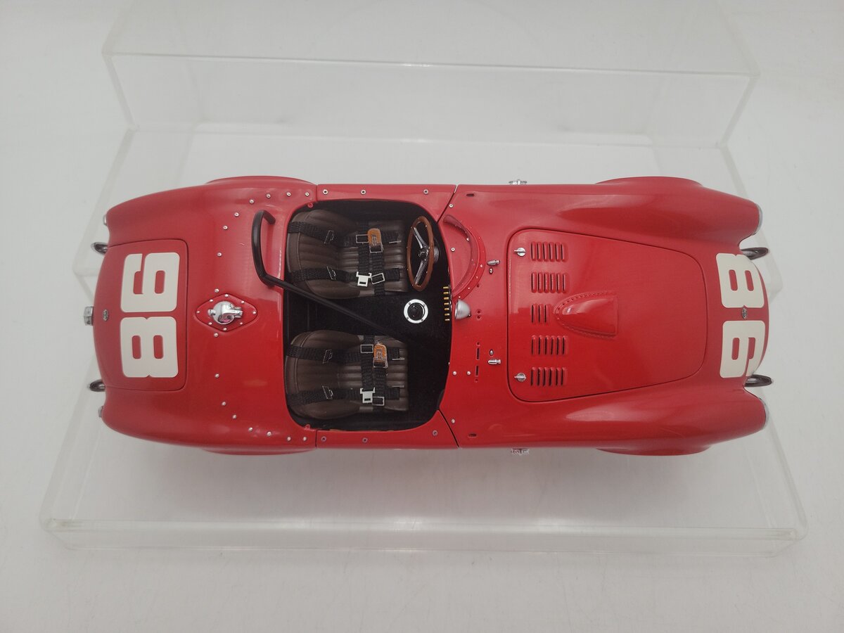 Exoto 260/289 1:18 Scale Red 1962 The First Racing Cobra #98XP Limited Edition EX