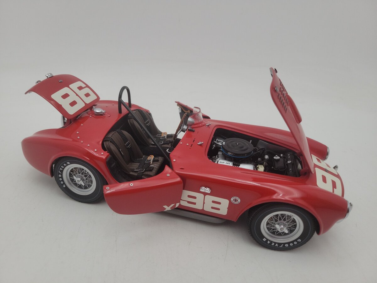 Exoto 260/289 1:18 Scale Red 1962 The First Racing Cobra #98XP Limited Edition EX