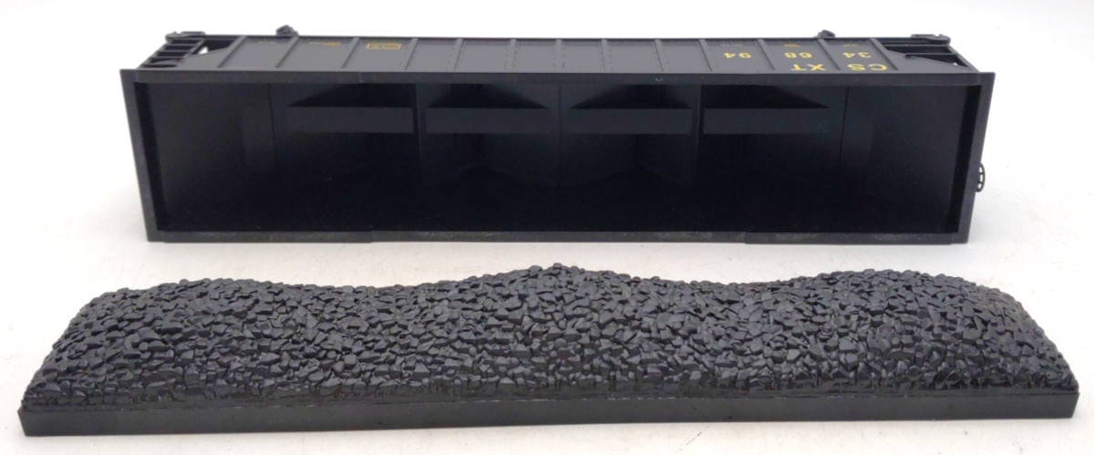 MTH 20-97407 O CSX 4-Bay Hopper Car w/ Coal Load #346894 LN