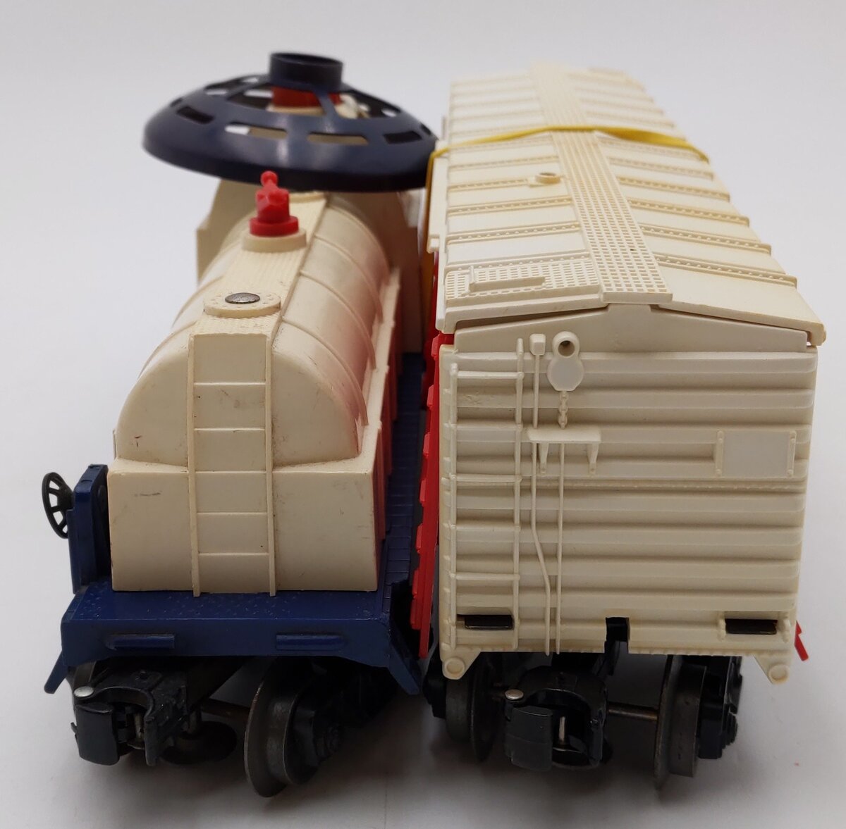 Lionel Vintage O Balloon Target Launcher Car & Target Range Car 3470, 6448 [2]