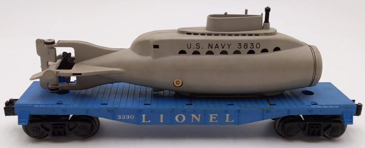 Lionel 3330 Vintage O Flatcar w/3830 Submarine VG
