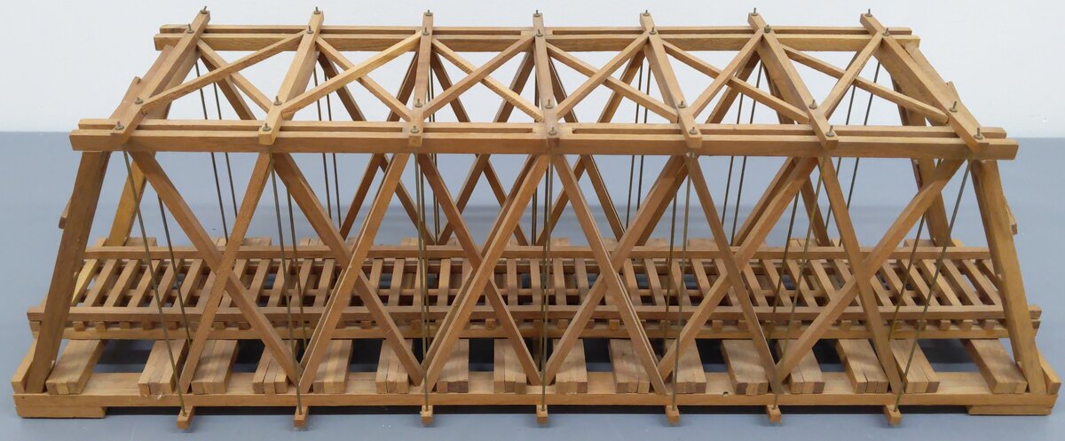 O Gauge Wooden Trestle Bridge EX