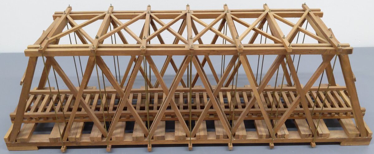 O Gauge Wooden Trestle Bridge EX