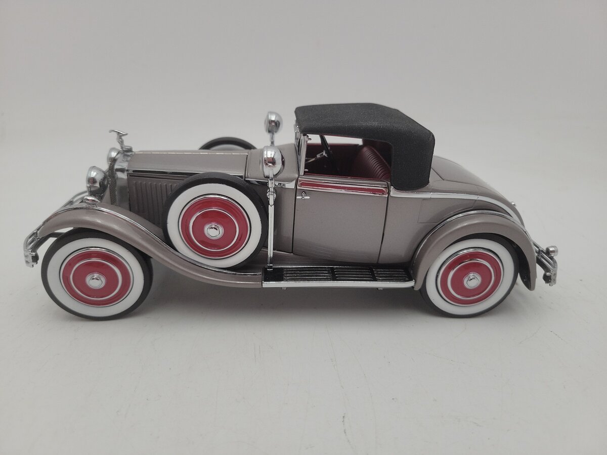 Franklin Mint 1925 1:24 Scale Gray / Black Rolls Royce Diecast Model Car EX