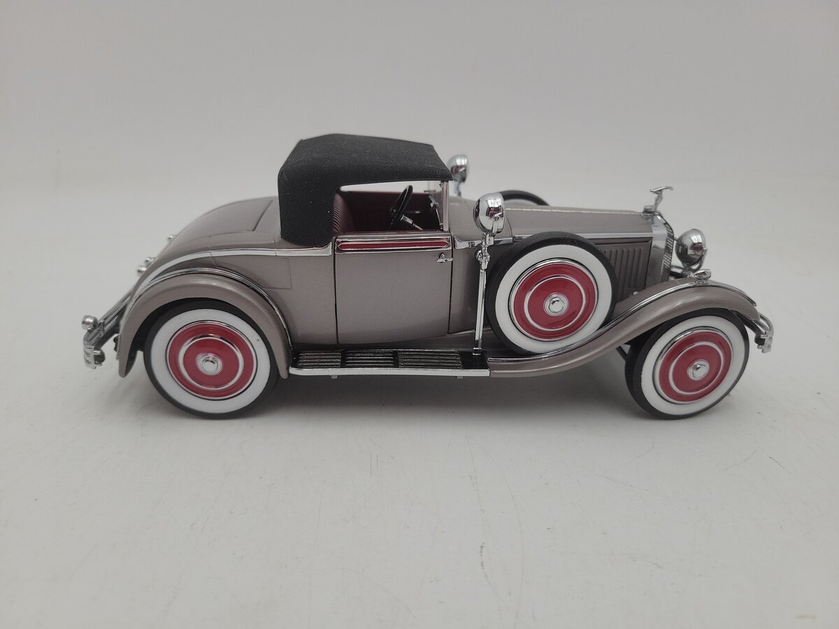 Franklin Mint 1925 1:24 Scale Gray / Black Rolls Royce Diecast Model Car EX