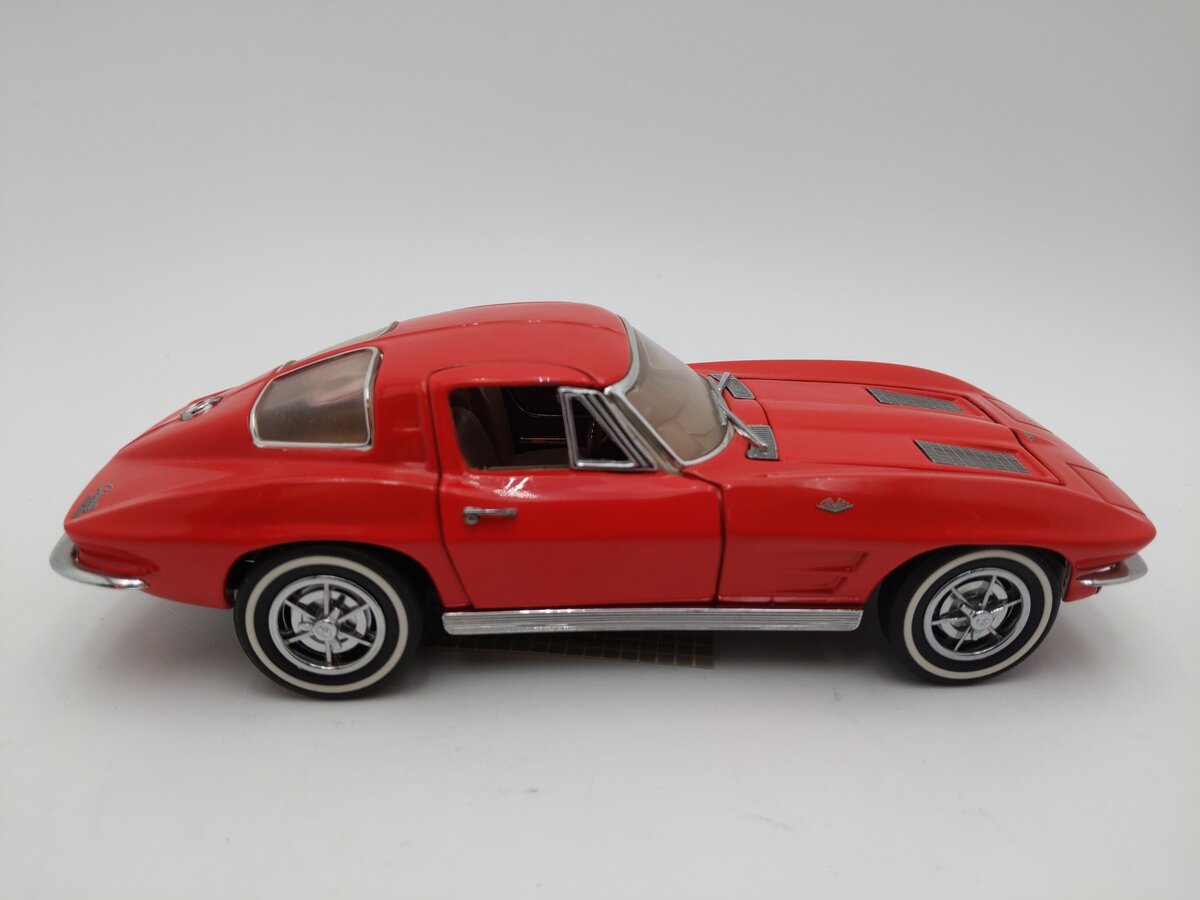 Franklin Mint 1963 1:24 1963 Corvette EX