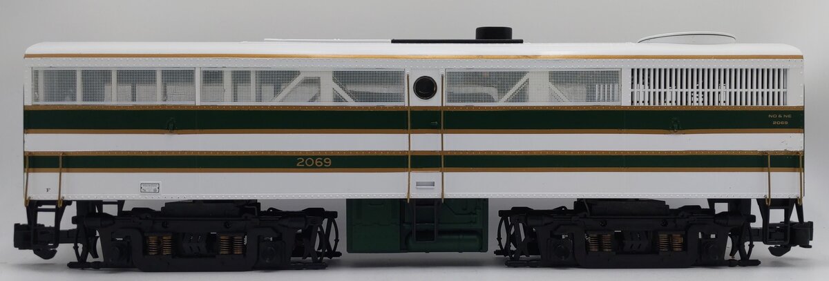 Aristo-Craft 22069 Southern Railway FB-1 B-Unit Powered Diesel Locomotive #2069 VG/Box