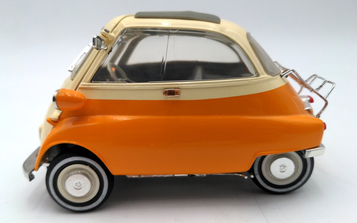 Cararama 25109 1:43 Hongwell Orange/White BMW Isetta 250 Series EX