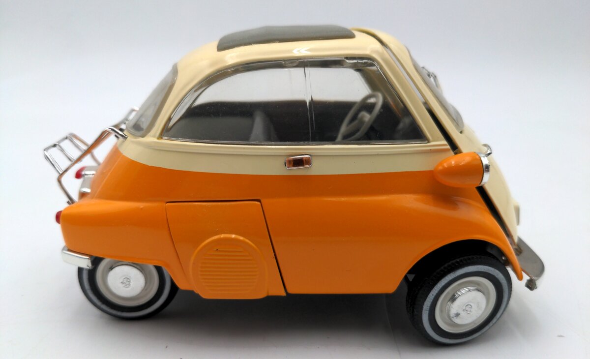 Cararama 25109 1:43 Hongwell Orange/White BMW Isetta 250 Series EX