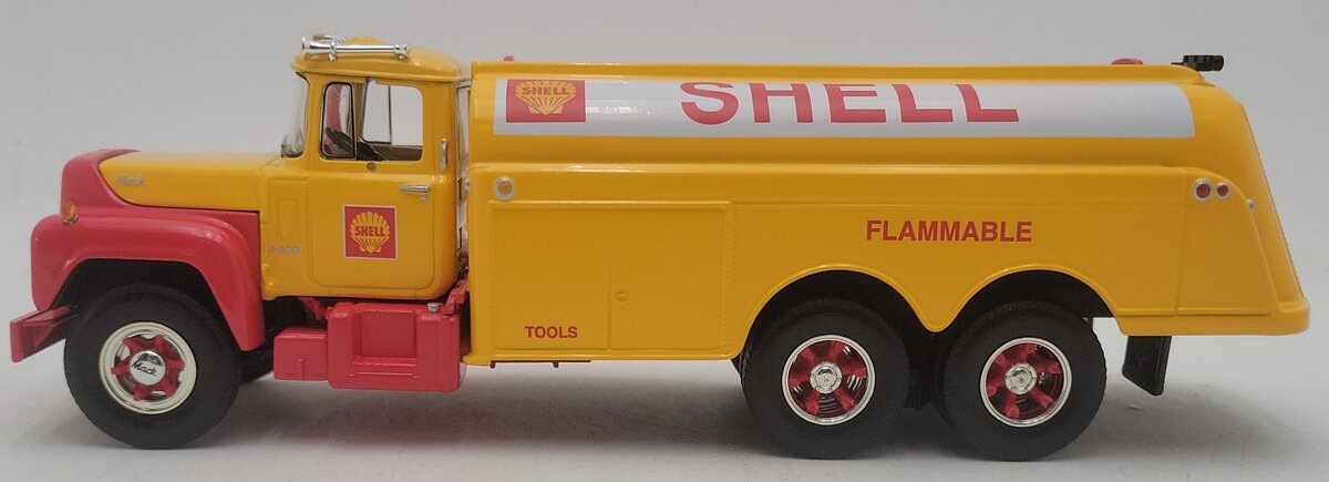 First Gear 19-2281 1:34 Shell Oil - Mack R-Model Fuel Tanker EX/Box