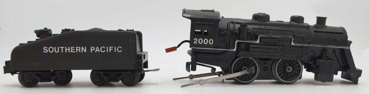 Lionel 6-18710 O Southern Pacific 2-4-0 Steam Locomotive & Tender #2000/Box
