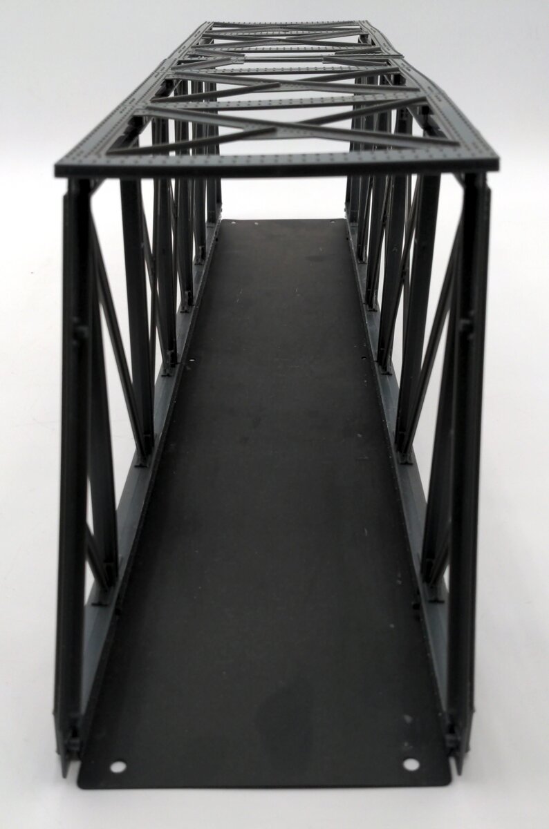 Lionel 6-12772 Extension Bridge w/Piers VG/Box
