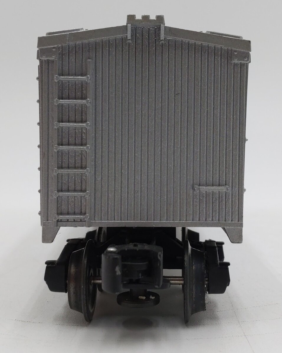 Lionel 6-19556 O Gauge Swift 5700 Reefer Car #1020 (Silver) EX/Box