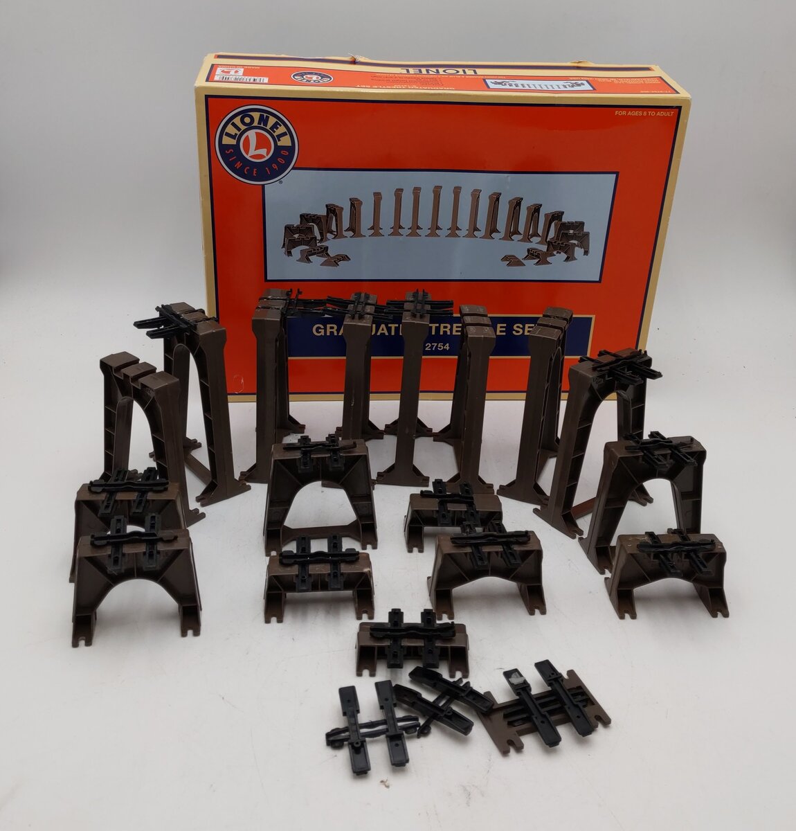 Lionel 6-12754 O & O27 Graduated Trestle Set VG/Box