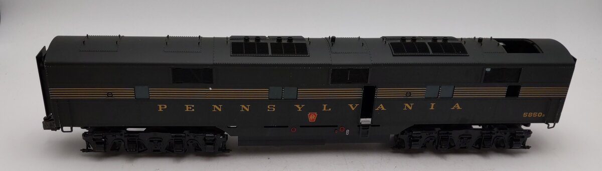 Lionel 6-34509 O Pennsylvania Non-Powered E7 B-Unit Diesel Locomotive VG/Box