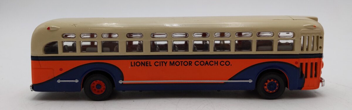 Corgi 54011 1:50 Scale Lionel City Motor Coach Co. GM 4507 Bus EX/Box