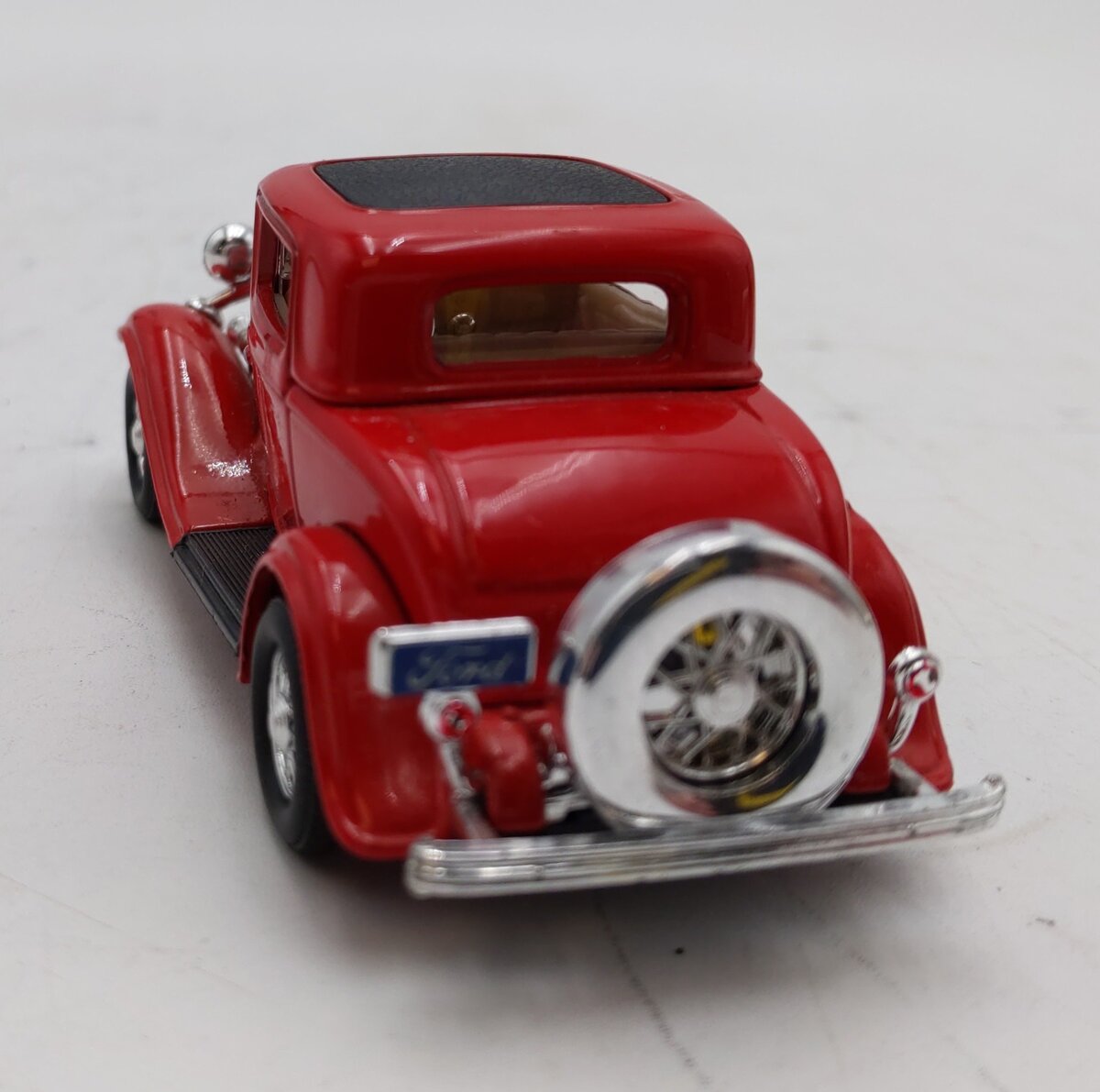 K-Line K-94231 1:43 Kruisers Red 1932 Ford 3 Window Coupe Diecast Car LN/Box