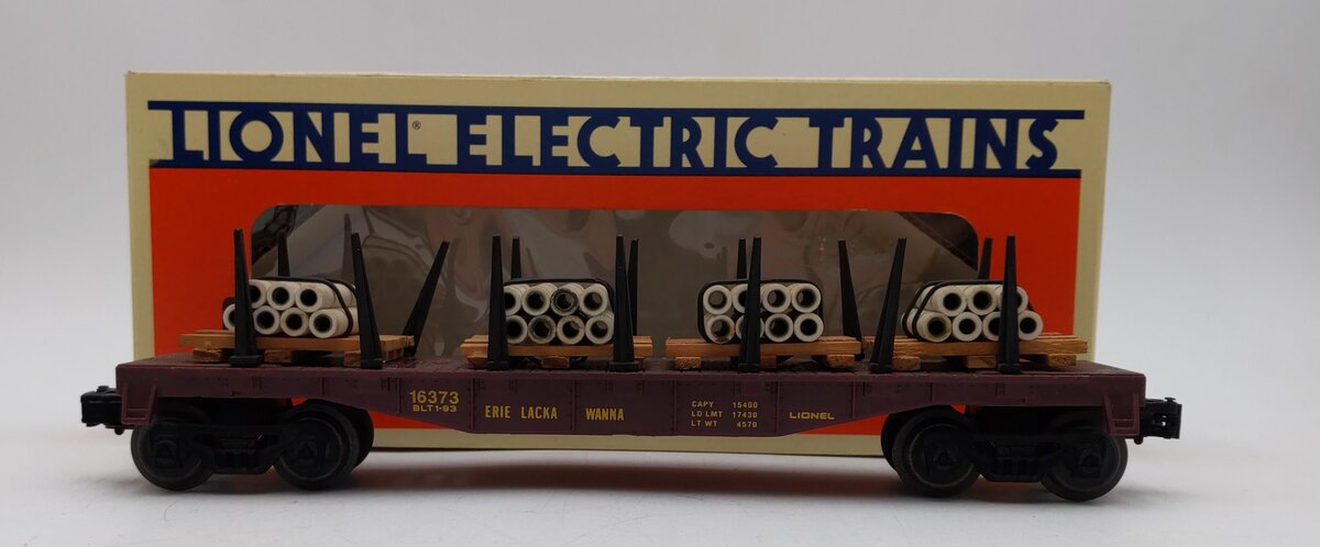 Lionel 6-16373 Erie Lackawanna Flatcar #16373 with Stakes and Pallet Load EX/Box