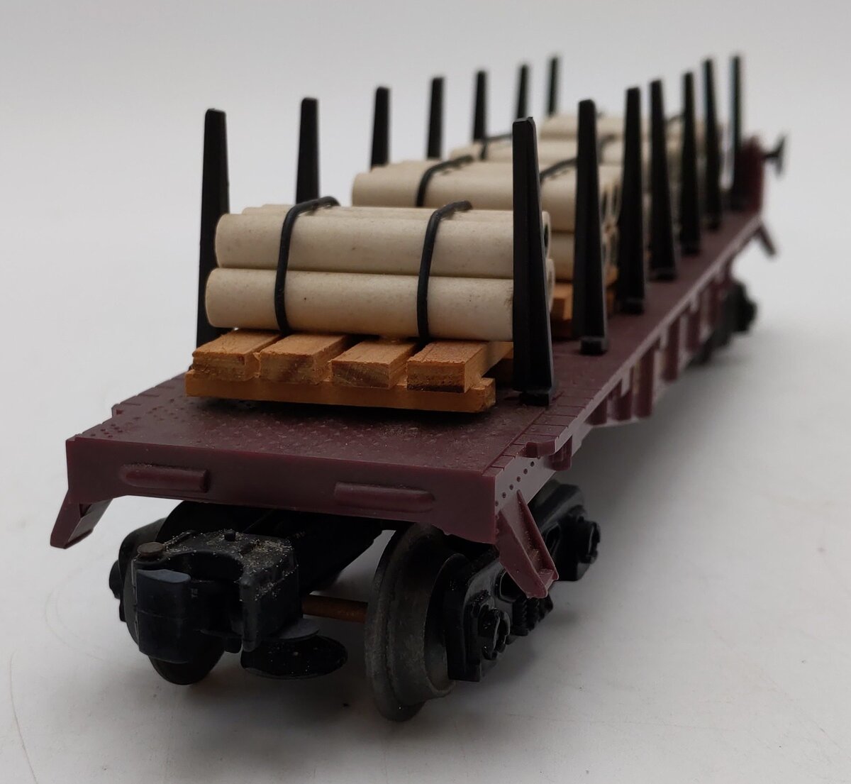 Lionel 6-16373 Erie Lackawanna Flatcar #16373 with Stakes and Pallet Load EX/Box