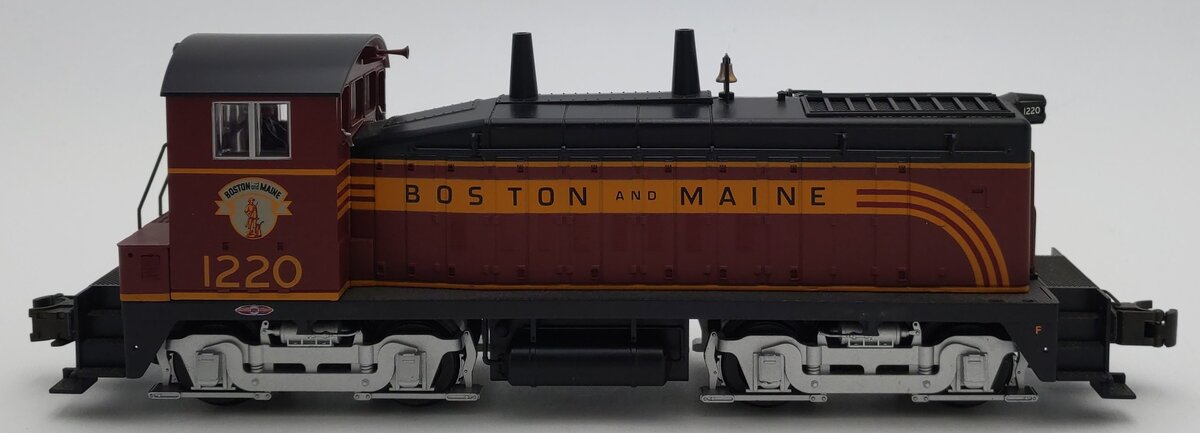 Atlas 6125-1 O Gauge Boston & Maine SW9 Diesel Locomotive #1220 EX/Box
