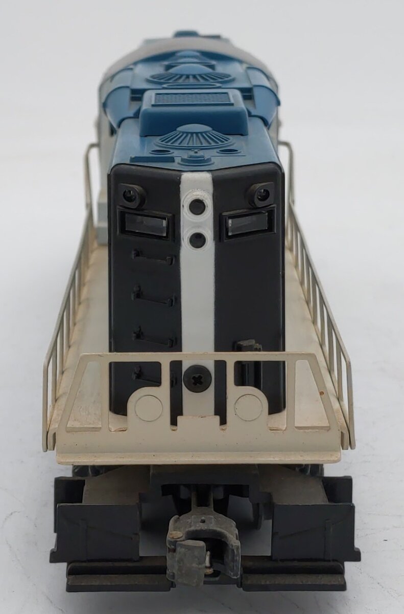 Lionel 6-8654 O Gauge Boston & Maine GP-9 Powered Diesel Locomotive #8654 VG/Box