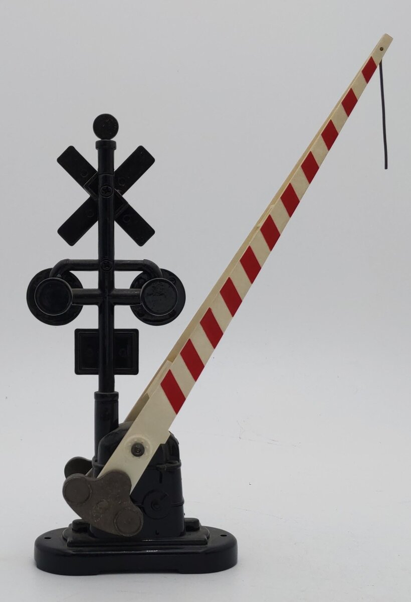 MTH 30-1073 #262 Highway Flasher/Crossing Gate EX/Box