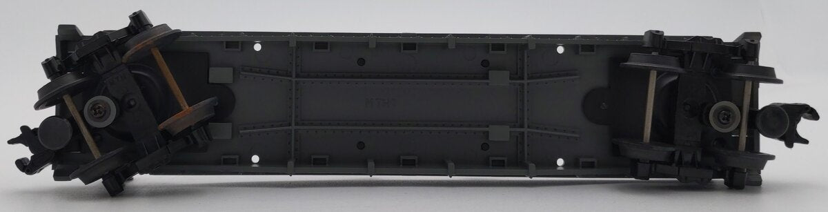 MTH 30-7610 O Gauge MTH Lines Flat Car with 2 Red Ertl '57 Chevys VG/Box