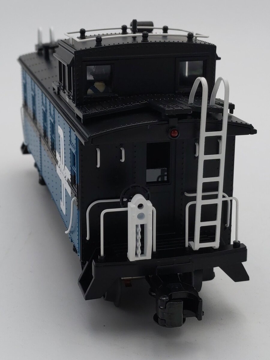 MTH 30-7786 O Boston & Maine RailKing Offset Steel Caboose Car #C120 LN/Box
