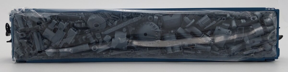 MTH 30-8202 O Gauge Boston & Maine Diecast Gondola with Junk Load LN/Box