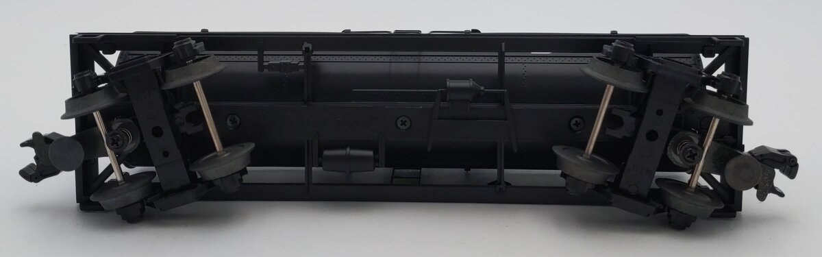 MTH 30-7331 O Gauge Boston & Maine Tank Car #S232 LN/Box
