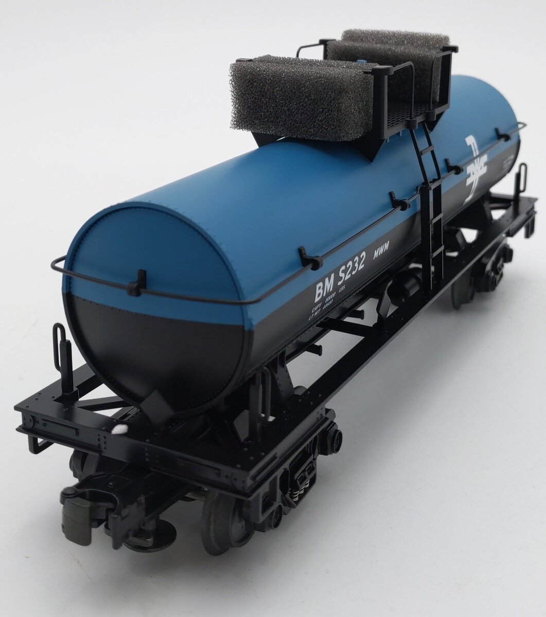 MTH 30-7331 O Gauge Boston & Maine Tank Car #S232 LN/Box