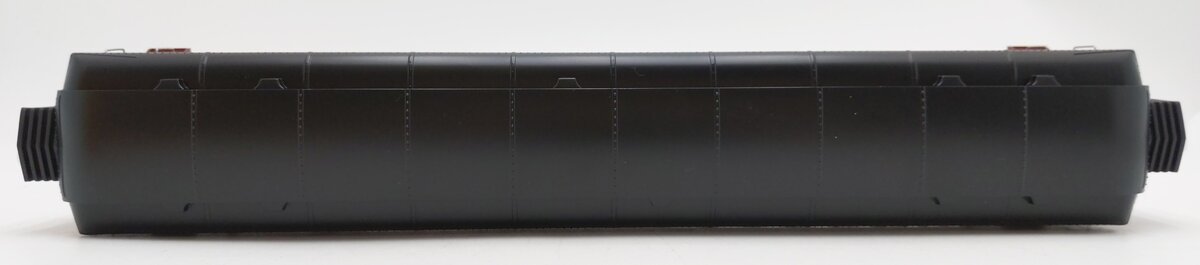 MTH 30-69263 O Gauge Long Island 60' Madison Coach Car #820 LN/Box
