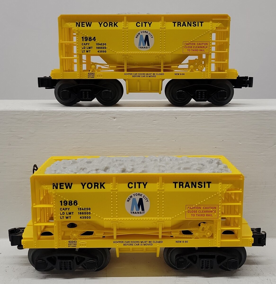 Lionel O Gauge New York City Transit Hopper Ore Cars: 1986 and 1984 [2] LN